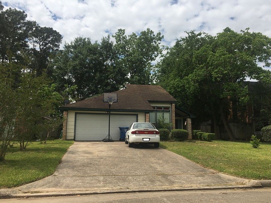 1st image of 22719 River Birch Dr