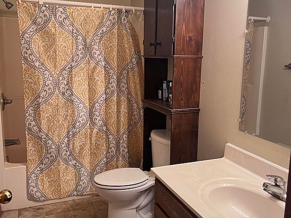 5th image of 3008 Francis St