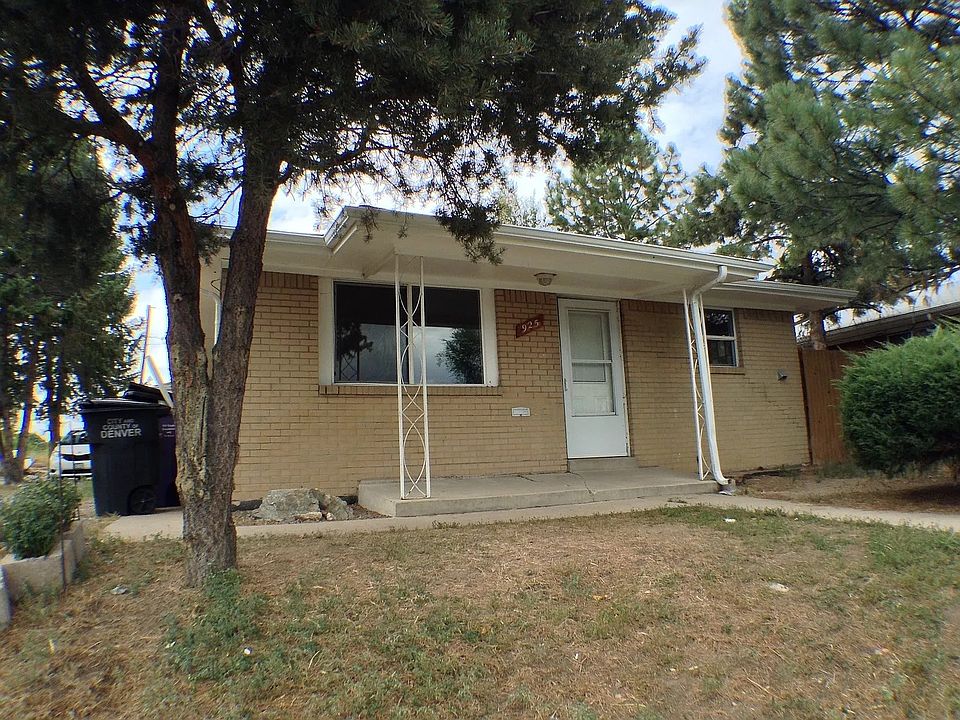 1st image of 925 Stuart St