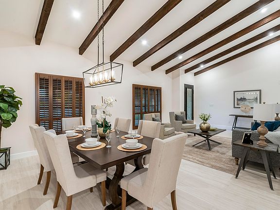 3rd image of 8101 E Del Acero Dr
