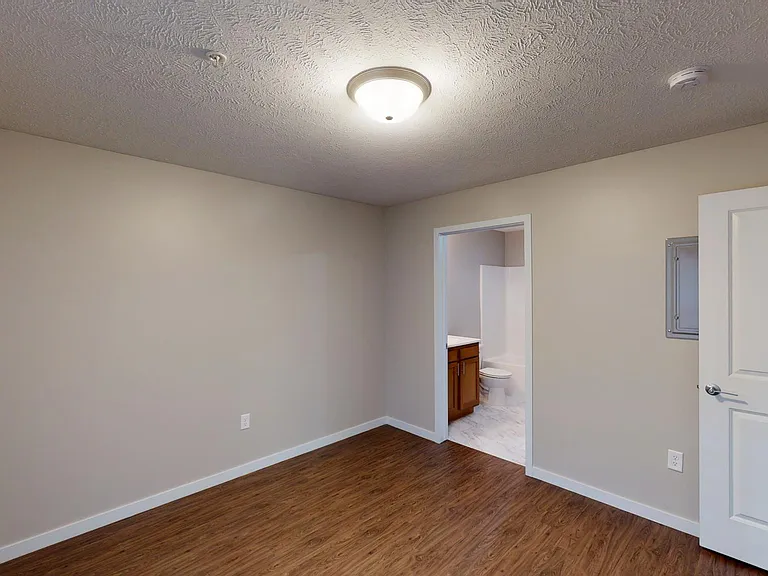 Talon Apartments — Photo 70