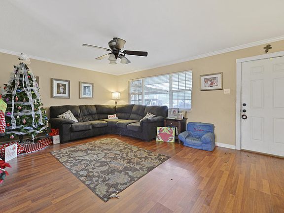 3rd image of 2203 Paul Harvey Ave
