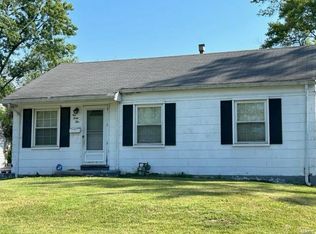 145 Cameron Rd, Saint Louis, MO 63137