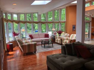 6241 Edgewater Dr, Falls Church, VA 22041