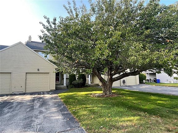 3rd image of 80 Valley Green Ct #B