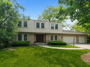 805 Brand Ln, Deerfield, IL 60015