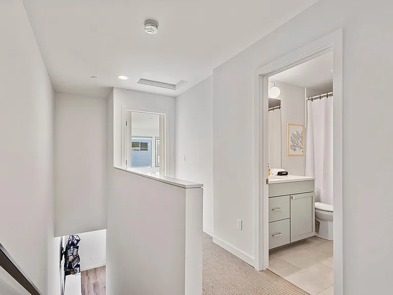 18007 3rd Ave NE — Photo 9