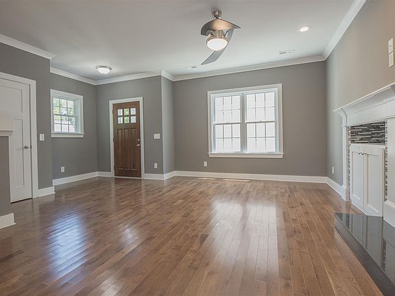 3rd image of 2247 Kline Ave