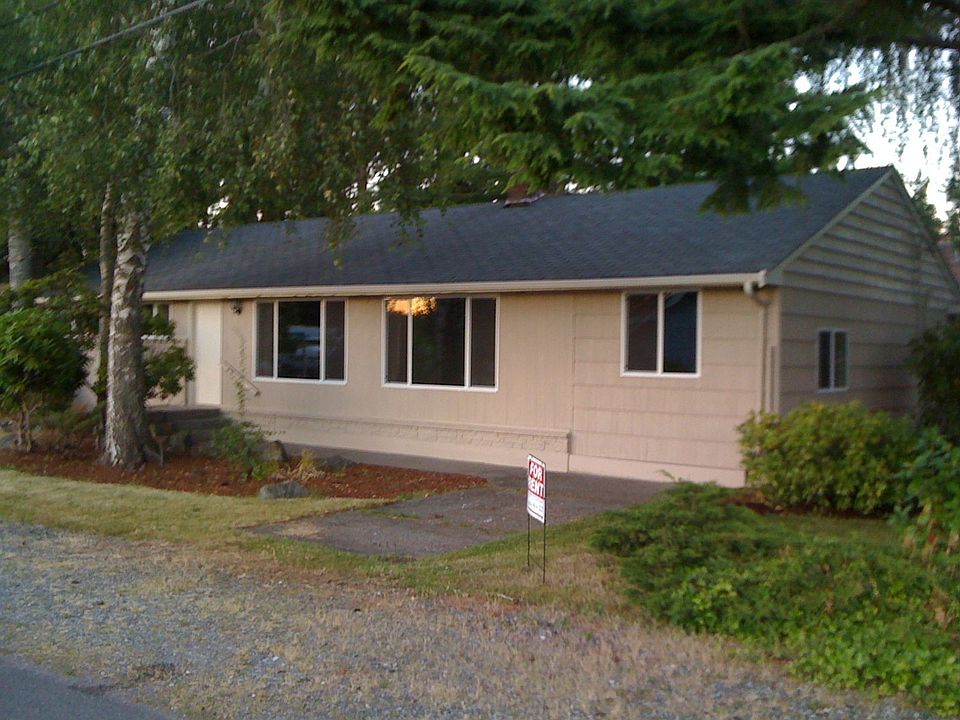 1st image of 19502 Wallingford Ave N