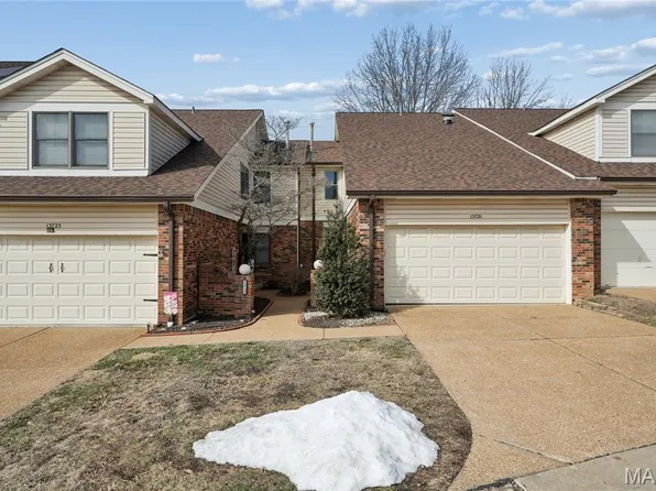 13721 La Conte Ct, Saint Louis, MO 63128