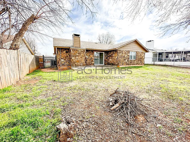 730 Arlington Dr — Photo 24