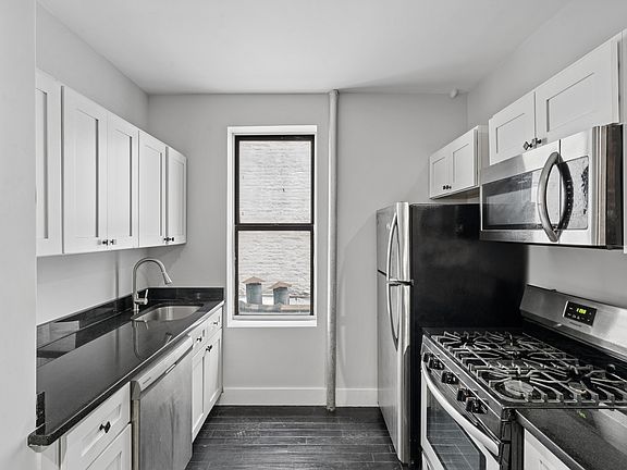 3rd image of 612 Flatbush Ave APT 2B