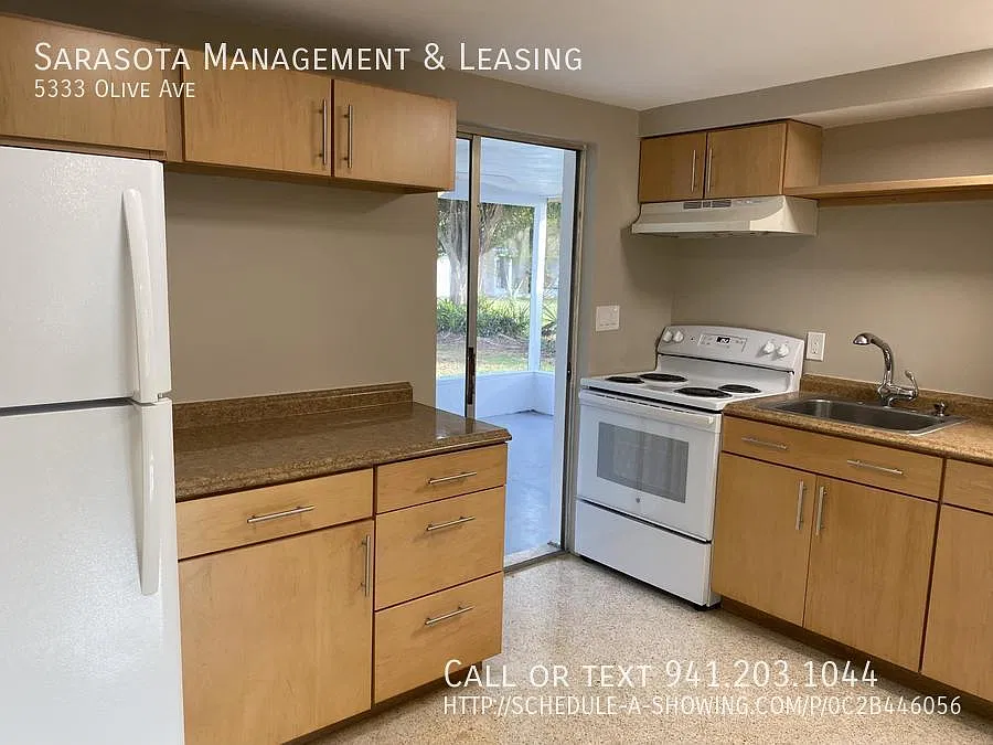 1 Bedroom 1 Bath Duplex near Siesta Key! — Photo 3