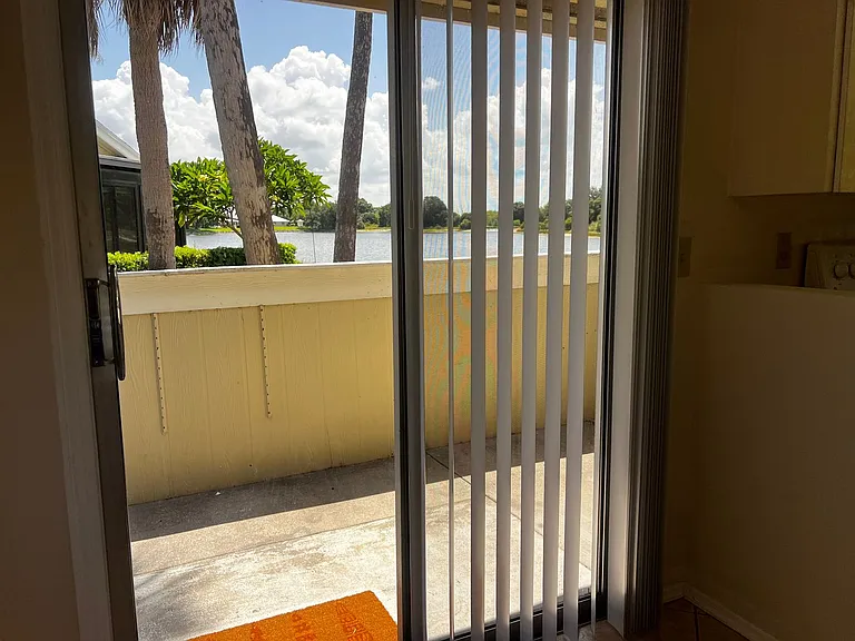 3018 Sail Pointe Cir #4-B — Photo 38