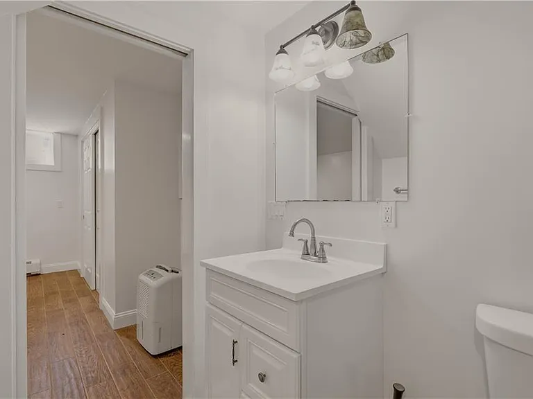 132 Evarts St #1 — Photo 14