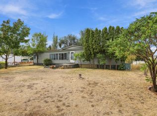 3412 E 2nd Ct, Mead, WA 99021