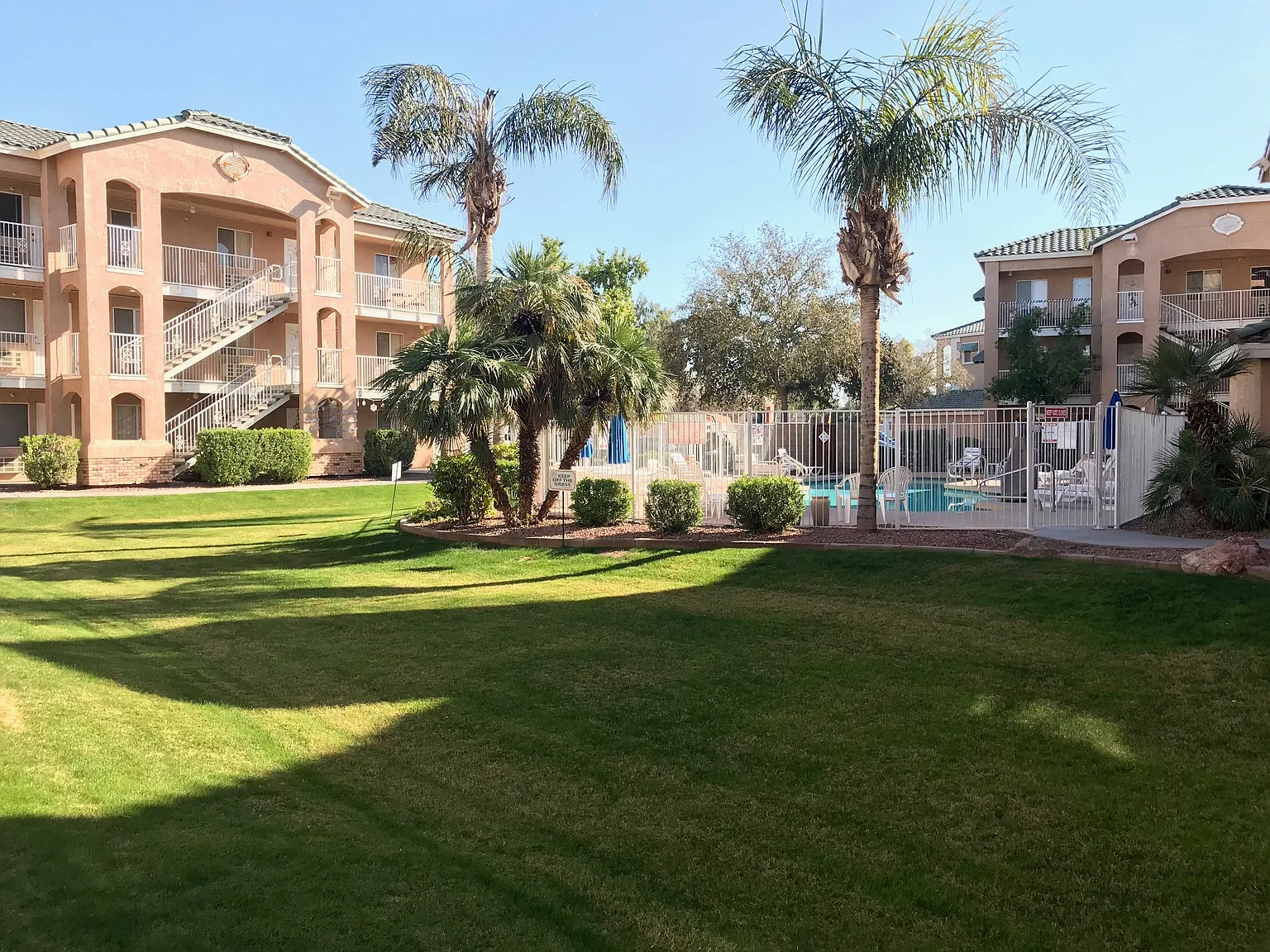 1 bed, 398 sqft, $1,508 — Photo 2
