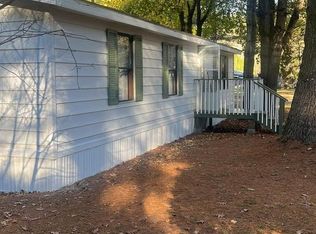 30 Soho Cir, Loch Sheldrake, NY 12759