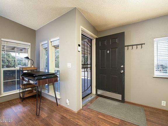 4th image of 1355 Sandstone Dr