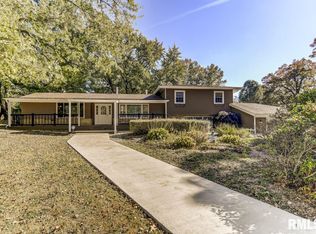 5580 E State Route 54 Rd, Riverton, IL