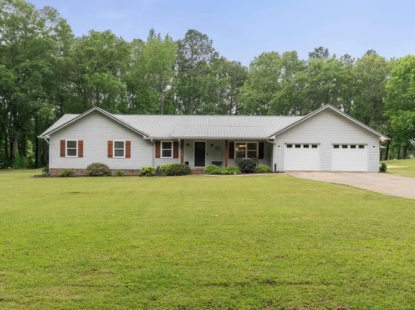 204 Lakewood Dr, Oxford, AL 36203