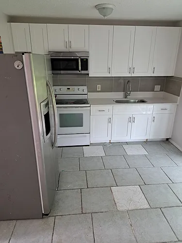 2143 Laura Ln Photo 1