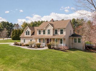 4 Memory Ln, Scarborough, ME 04074