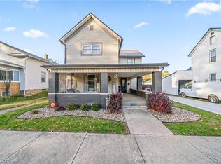 407 Ray Ave NE, New Philadelphia, OH