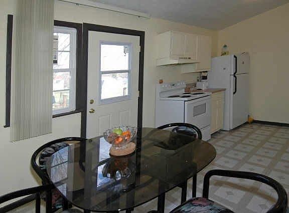 3rd image of 1369 New Field Ln