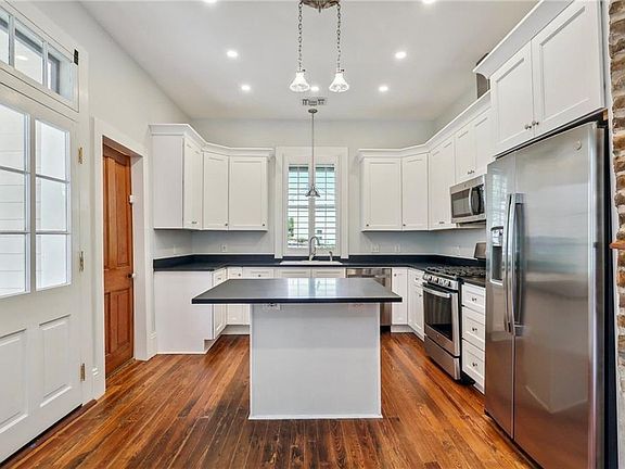 4th image of 2211 Saint Philip St