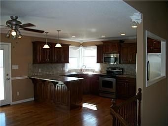 4th image of 33588 167th St