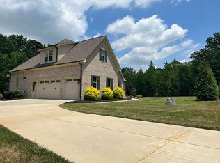 7412 Felloes, Oak Ridge, NC 27310