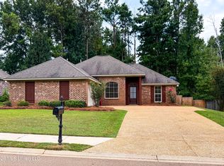 154 Notting Hill Pl, Canton, MS 39046