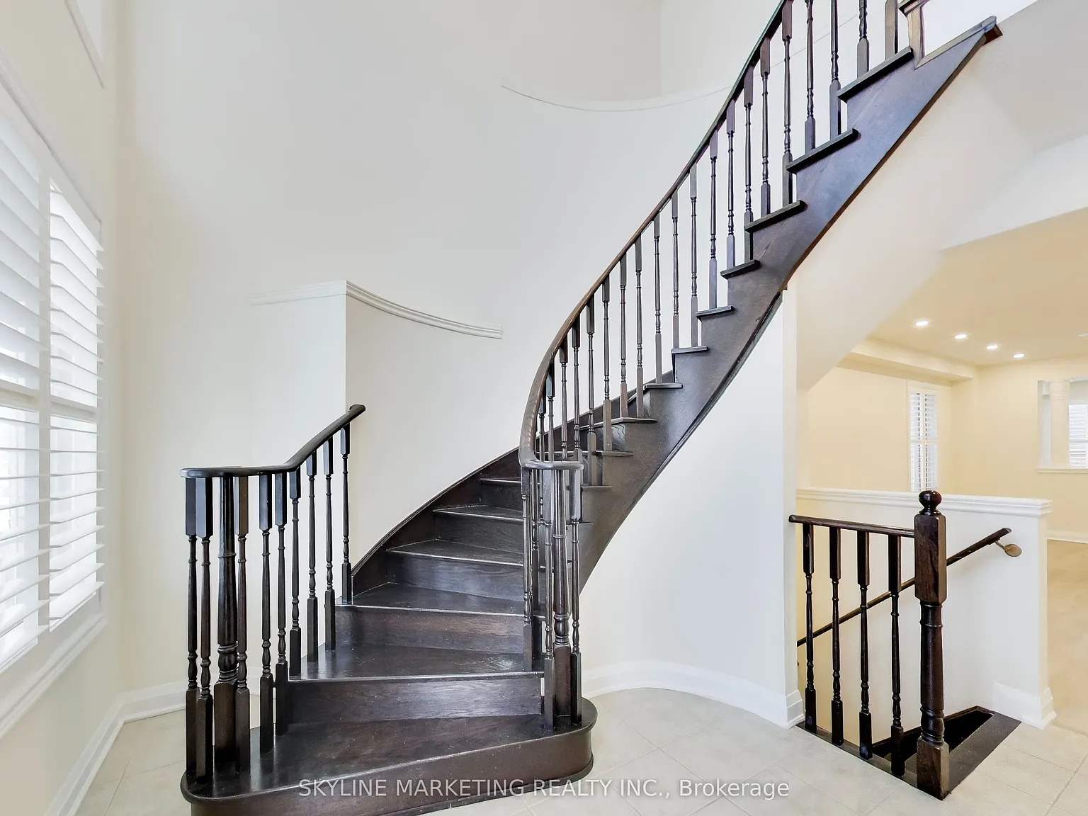 6 bed, $3,100 — Photo 2
