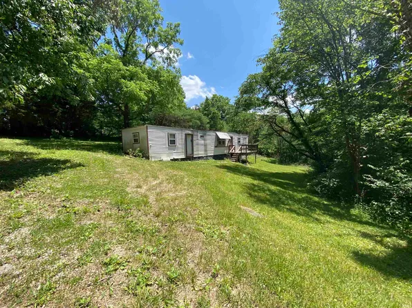 S Leatherwood Rd, Bedford, IN 47421