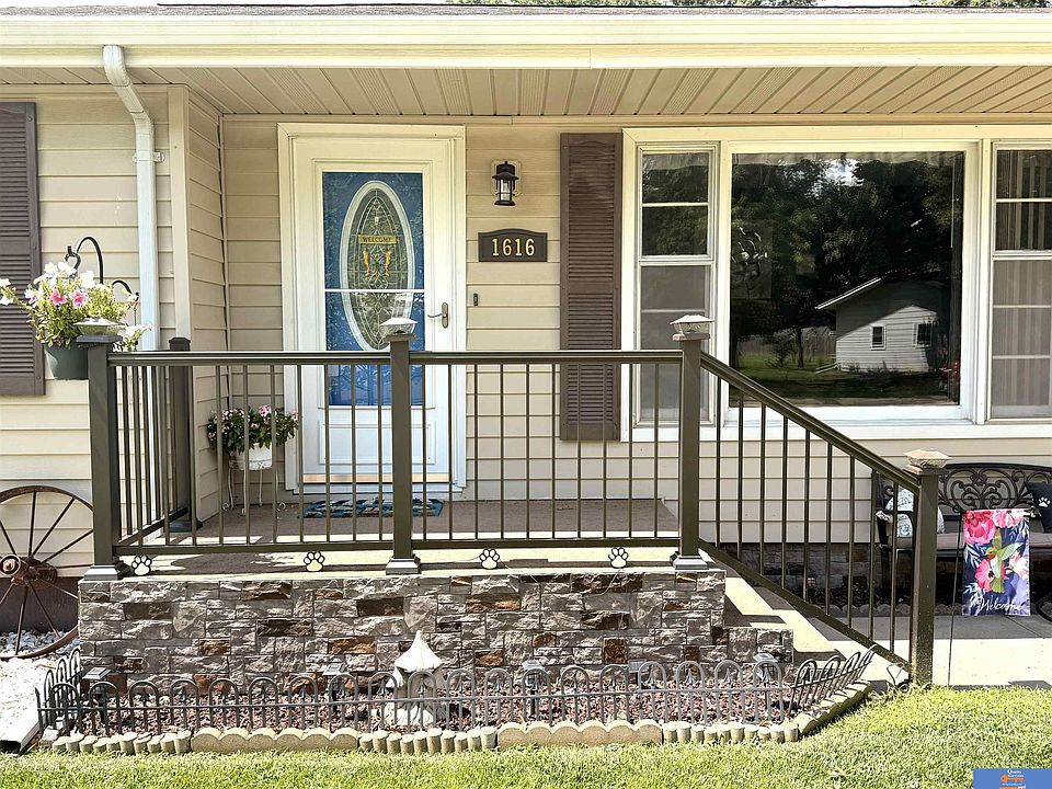 1st image of 1616 Jefferson St
