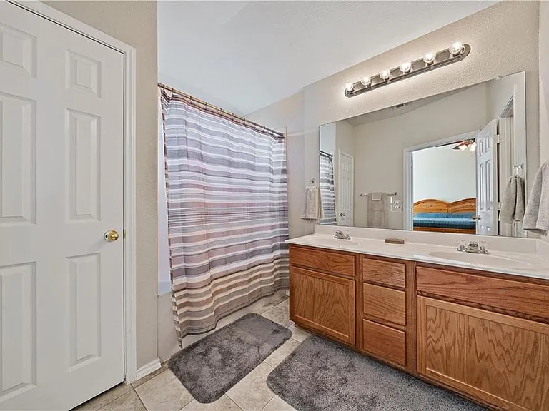 6512 Cold Water Dr — Photo 6