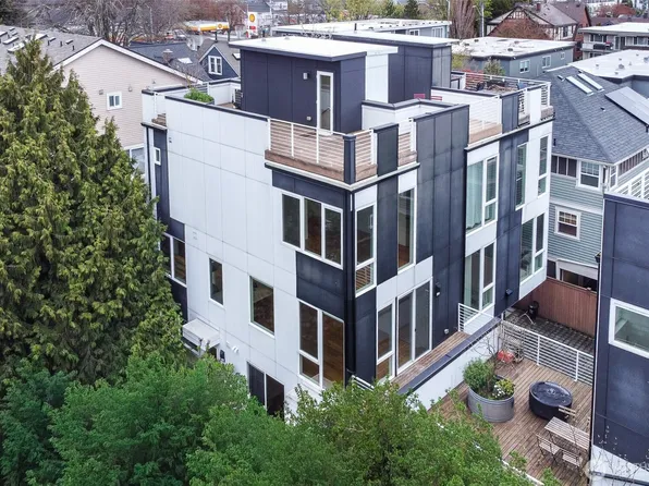 612 N 45th Street #C, Seattle, WA 98103