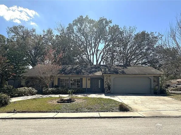8200 Mill Creek Ln, Hudson, FL 34667