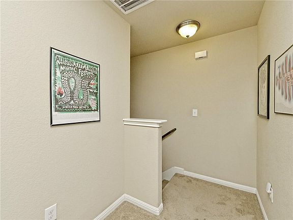 4th image of 413 Crater Lake Dr