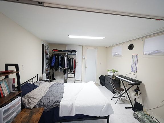 4th image of 1551 59th St #A