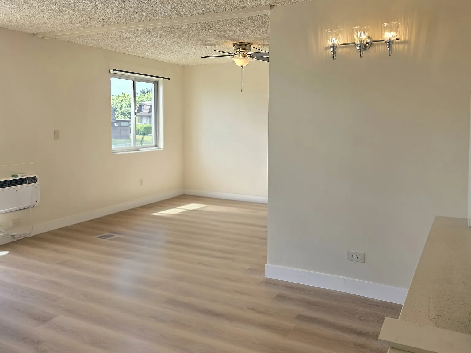 1 bed, 430 sqft, $1,850 — Photo 4