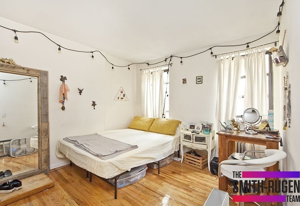 1st image of 209 E 10th St APT 7