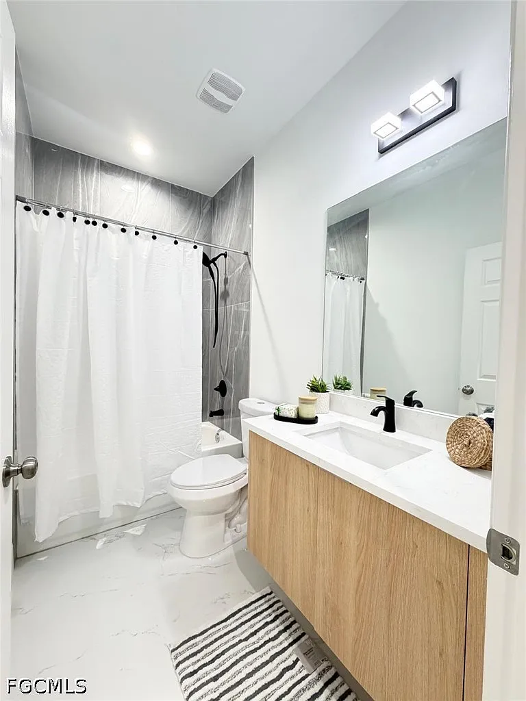 3 bed, 2.0 bath, 1830 sqft, $2,000 — Photo 4
