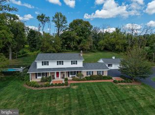 5595 Ridgeview Dr, Doylestown, PA 18902