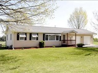 55647 Buckhorn Rd, Three Rivers, MI 49093