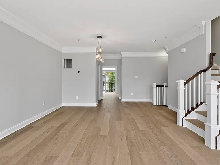 89 Southgate Ave — Photo 46