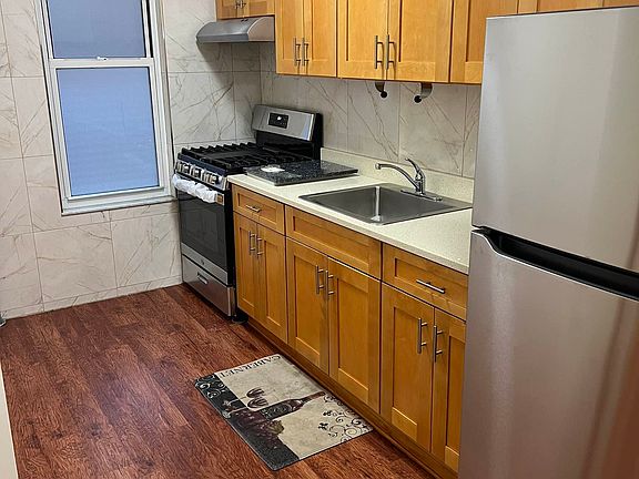 2nd image of 4128 49th St APT 1F