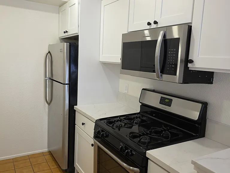 4220 Arch Dr #3 — Photo 8