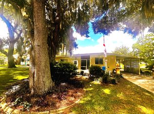 1016 Aloha Way, Lady Lake, FL 32159